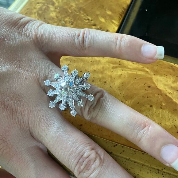 Genuine Moissanite Sterling Silver Cocktail Ring Size 6 - Picture 4 of 9